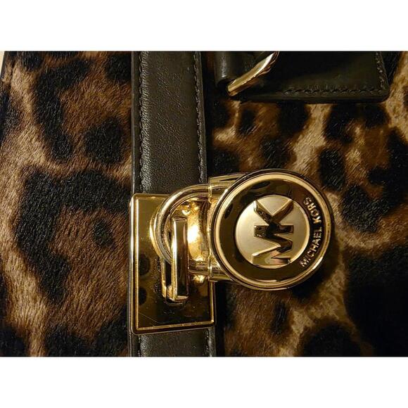 Michael Kors Hamilton Leopard Calf Hair Bag - Picture 2 of 8